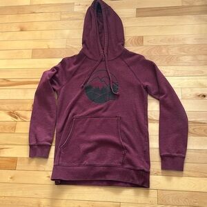 Women’s small burgundy Burton hoodie in good pre loved condition